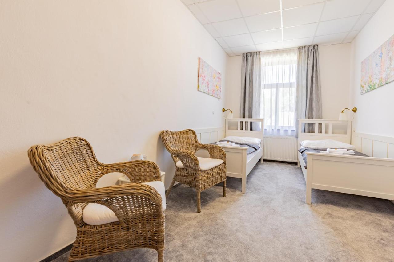 Amadeus Hotel 3*